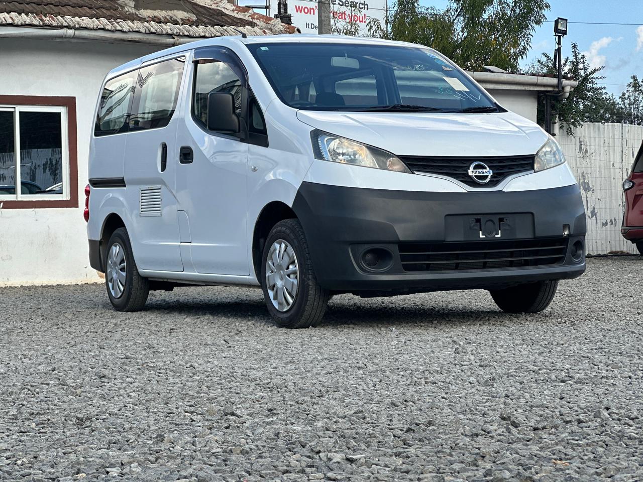 Nissan NV200